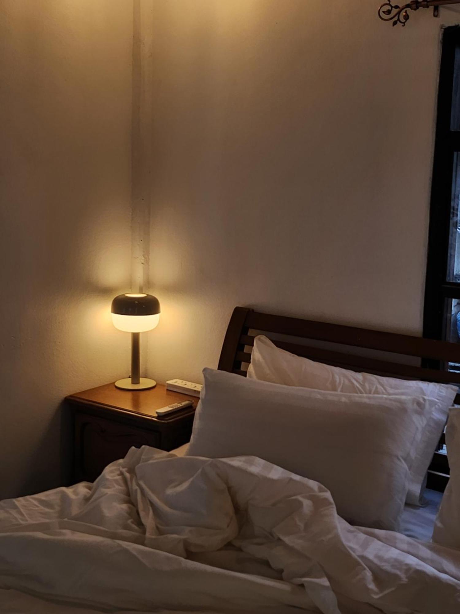 素叻他尼 The Ordinary 8旅舍 外观 照片